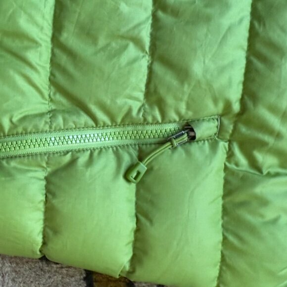 Green Patagonia Down Sweater Vest Size M, 9/10 condition - Picture 7 of 15